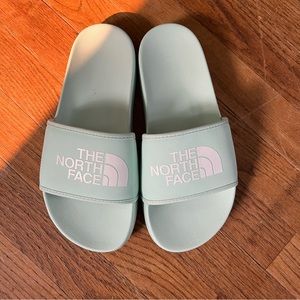 NORTH FACE Women's Base Camp Slide III